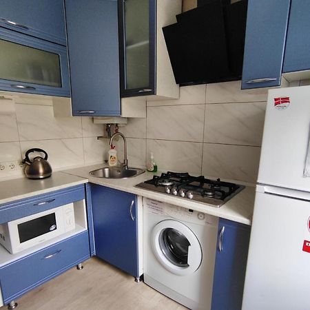 קריבוי רוג Двухкомнатные Апартаменты Центр Mystetsʹka 3 Kr Apartments מראה חיצוני תמונה