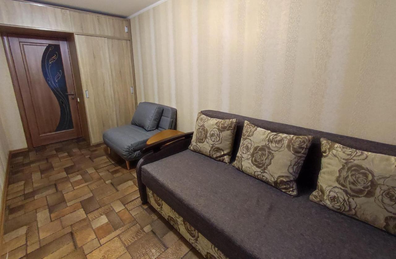 קריבוי רוג Двухкомнатные Апартаменты Центр Mystetsʹka 3 Kr Apartments מראה חיצוני תמונה